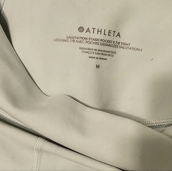 Athleta Salutation Stash Pocket 7/8 Tight - Picture 3 of 3